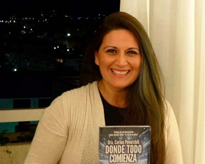 Claudia Garcete, Autora de Los Secretos de mi Mundo